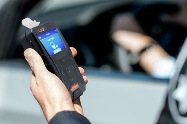 Cargue la imagen en el visor de la galería, Alcoholímetro Profesional Lx9 Lifeloc, con Bluetooth, Impresora y Batería recargable